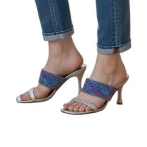 Stuart Weitzman Size 5 1/2 Gold Leather Glittery Rhinestone Women's Sandals